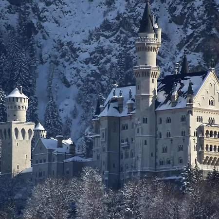 For A Family Getaway 4*